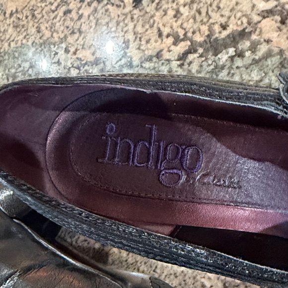 Indigo Black Leather Heels - Picture 3 of 8